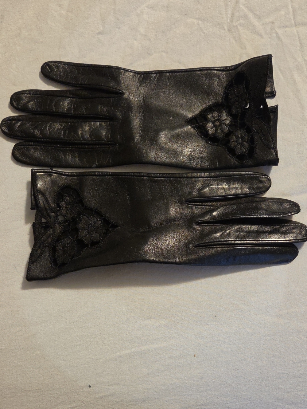 Black Leather Women's Gloves with Lace Trim